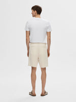 Load image into Gallery viewer, Mads Linen Shorts Pure Cahsmere/White
